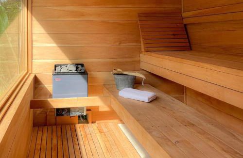 Canaan Ski Chalet | Kubla Khan - Chirripó Mountain Riverfront Retreat