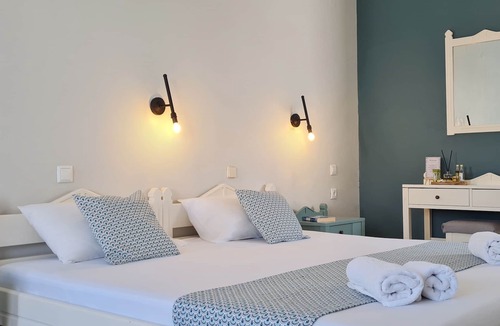 Kato Stalos Hotel | Kurmulis Studios, Studio with Pool View!