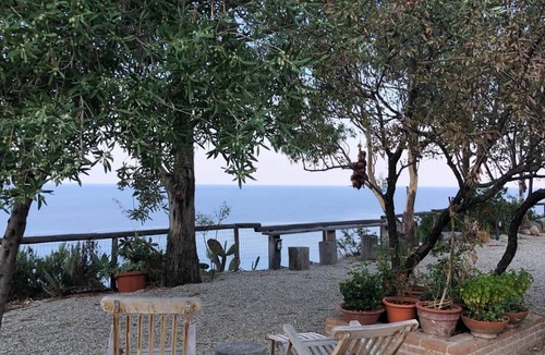 Joppolo Villa | La Casa sulla Scogliera