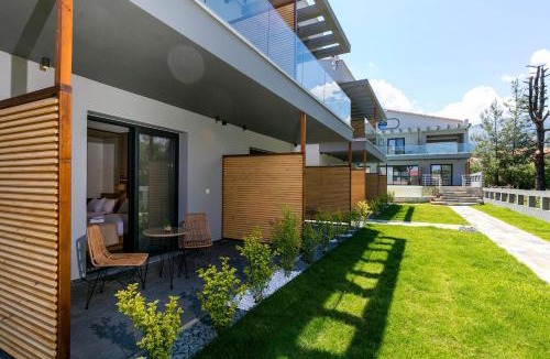 Chrisi Akti Apartment | La Isola Verde