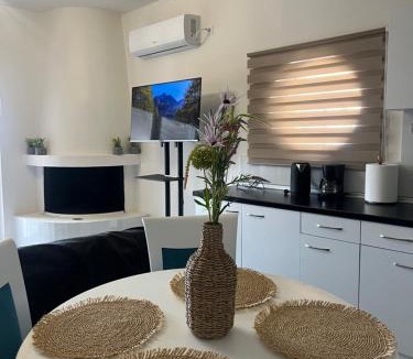 Kiveri Apartment | La Terra Luxury apartment