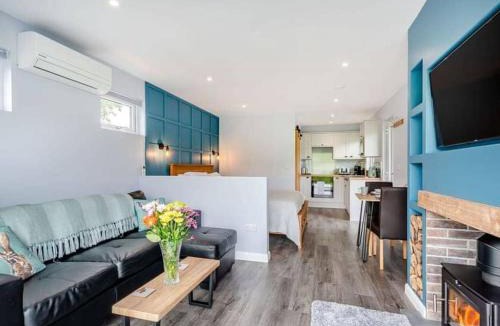 Girvan House | Laigh Letterpin Lodge