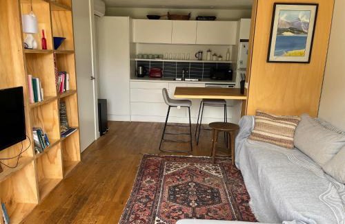 Lake Hawea House | Lake Hawea Little Maude Snug