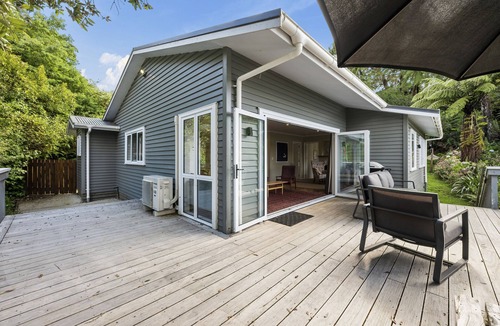 Okere Falls House | Lake Hideway - Okere Falls Holiday Home