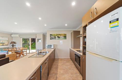 Rainbow Point House | Lakeside Vistas Magic - Rainbow Point Home