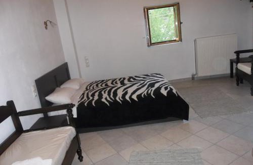 Papigo House | Lakis Rooms