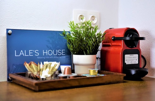 Mourtzana Villa | LALES HOUSE Relaxing villa with amazing view