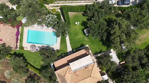 Lithakia Villa | Lalla Luxury Villa with Private Pool, Sea View & Spacious Garden