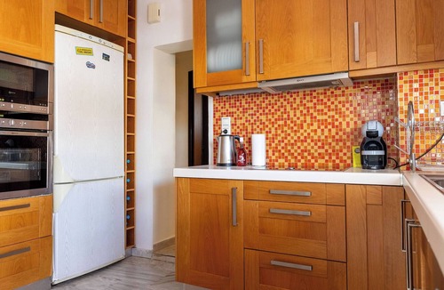 Piraeus Apartment | Lampsakou 1 in piraeus, a comfortable apartament with a view of the city