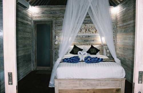 Mushroom Bay Cabin | Lanussa Hill Villa, Lembongan Ocean View villa