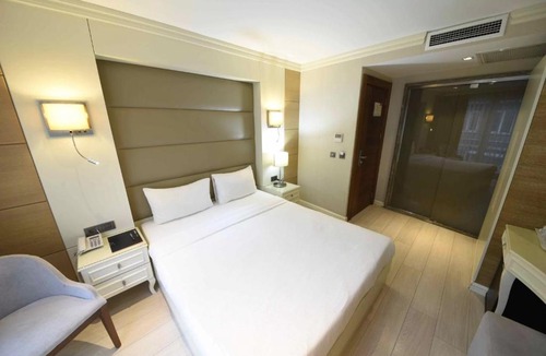 Cumhuriyet Hotel | Le Mirage Hotel