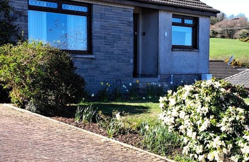 Stranraer House | Leafield Holiday Home