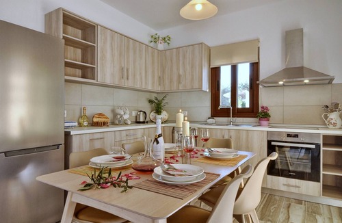 Kavvadades Villa | Lefkimmiatis Villa Elaia newly built