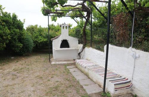 Troizinia House | Lemon tree house