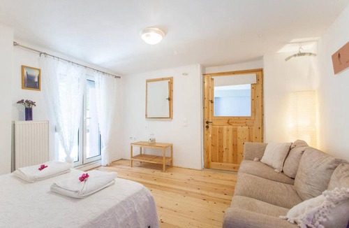Sirili House | Lemonia Home