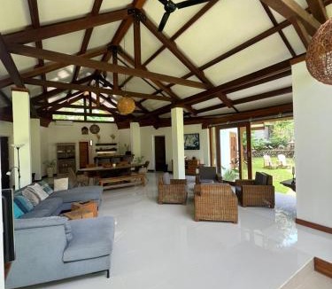 Senggigi Villa | Lendang Luar villa