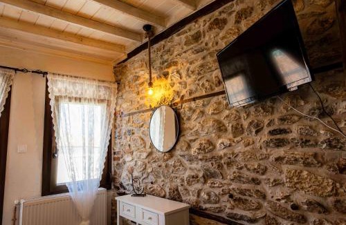 Amphipolis House | Leontis
