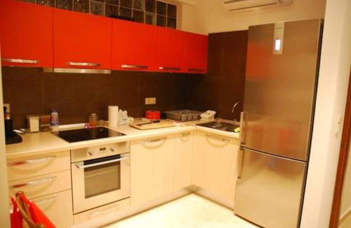 Methana House | LESSIOTI APARTMENTS