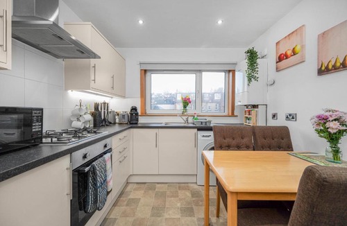 Dunfermline Apartment | Leys Park Executive Apartments