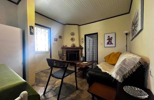 Peraia House | Lidden tree cottage