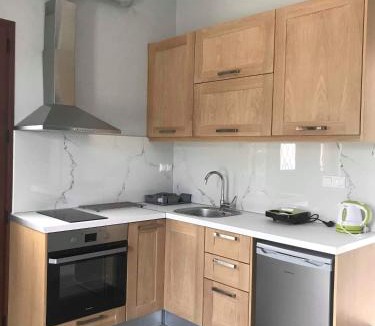 Poulithra Apartment | Light blue house 3 Apartments