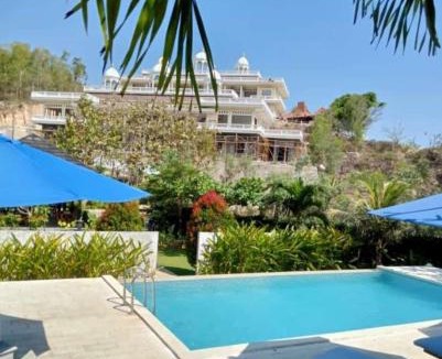Wonosari Resort | Light Blue Villa