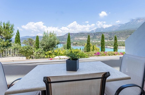 Stoupa Apartment | Lighthouse Apartments