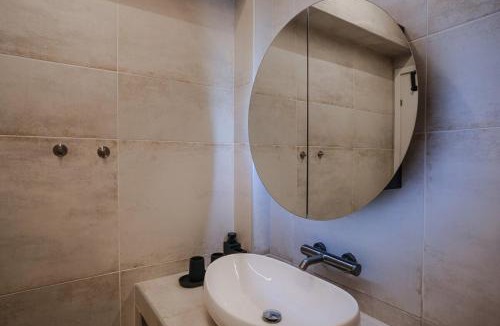 Ilisia Apartment | Lime house