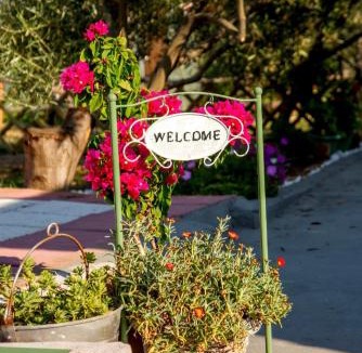 Tragilos House | Liopetra