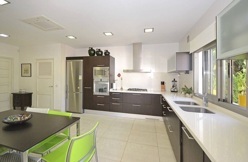 Puerto de Pollensa Ski Chalet | Llenaire - Xata, seafront house with private pool in Puerto de Pollença