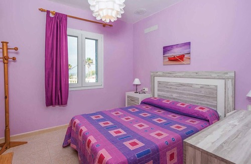 Cala en Porter House | Located at the back of the popular family resort of Cala en Porter, near the famous Covas music bar