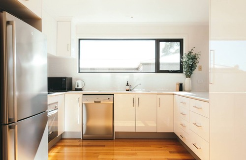 Orford House | Located on the banks of the Prosser River; just a short walk to local amenities.