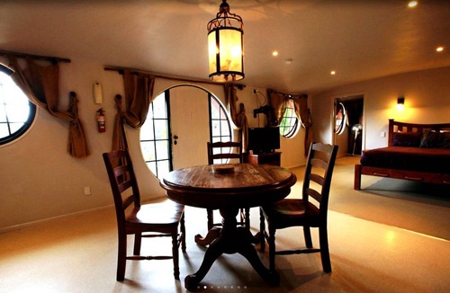 Otorohanga Cabin | Lodge ∙ 1 bedroom ∙ 6 guests