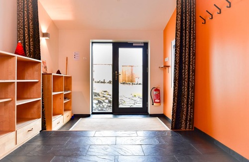 Hauganes House | Loft house with incredible views of the fjord