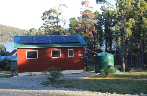 Lunawanna House | Loma Cottages