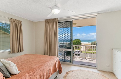 Bilinga Apartment | Longbeach 6 - Beachfront Bilinga - Min. 3 night stays!