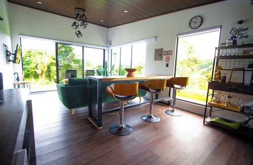 Quebrada Grande Cabin | Los Olivos Cloud Forest: Resting in Monteverde