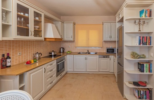 Mousata Villa | Lourdas Beach View Villa