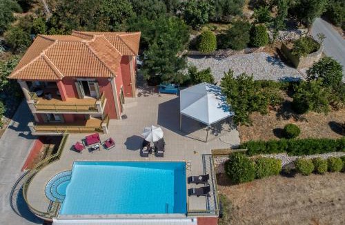Lourdata Villa | LOURDAS BEACH VIEW VILLA