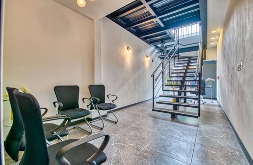 Dolorosa Apartment | Lovely 1-Bed/1Ba apartment with Patio in Downtown!