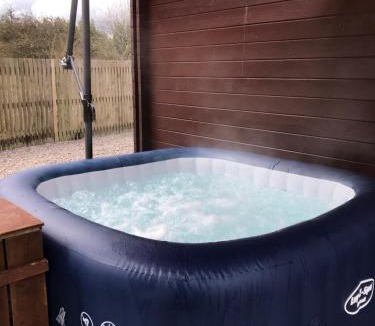 Fochabers Ski Chalet | Lovely 1-Bed House in Fochabers Scotland