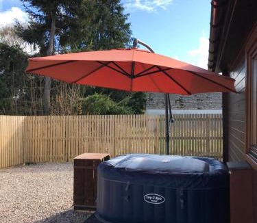 Fochabers Ski Chalet | Lovely 1-Bed House in Fochabers Scotland