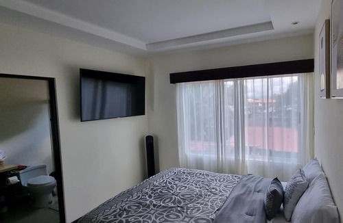 Desamparados Apartment | Lovely 3 bedroom condo with pool & gym