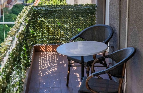 Agios Panteleimonas Apartment | Lovely Apartment- AT017