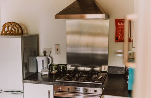 City Centre Glasgow Apartment | Lovely Bohemian Apartment in Heart of City Life
