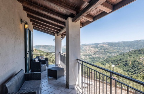 Librizzi House | Lovely home in Librizzi