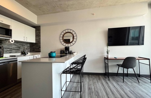Mata Redonda Apartment | Lux at 15, Pool, Gym and Stylish City Stay
