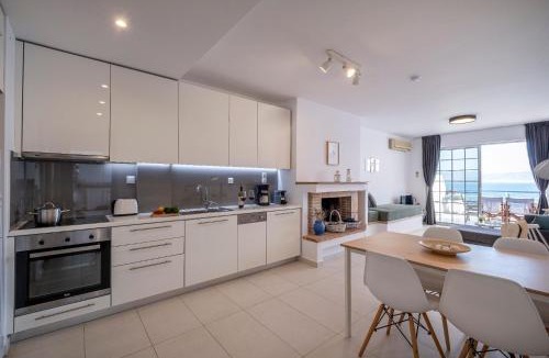 Kiveri Apartment | Luxuriöses Apartment Mit Einem Schlafzimmer Direkt Am Wasser, Meerblick