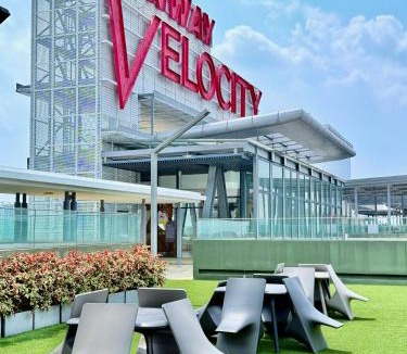 Maluri Apartment | Luxurious Home Smart service Sanway velocity V Residence