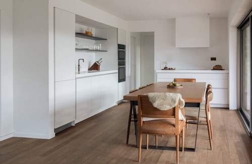 Aberfeldy House | Luxurious Lodge With Superb Decking Area